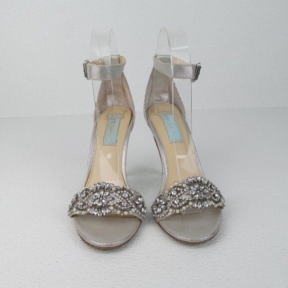 Betsey Johnson Silver Rhinestone Dress Sandals Heels Size 6.5M - Picture 2 of 11